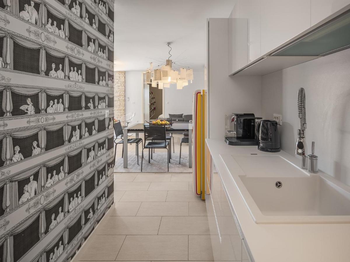 Apartment Residence Пореч Экстерьер фото
